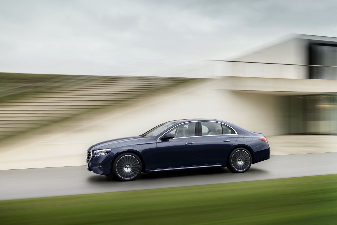 Mercedes Benz E-Klasse And Predecessors photo 9