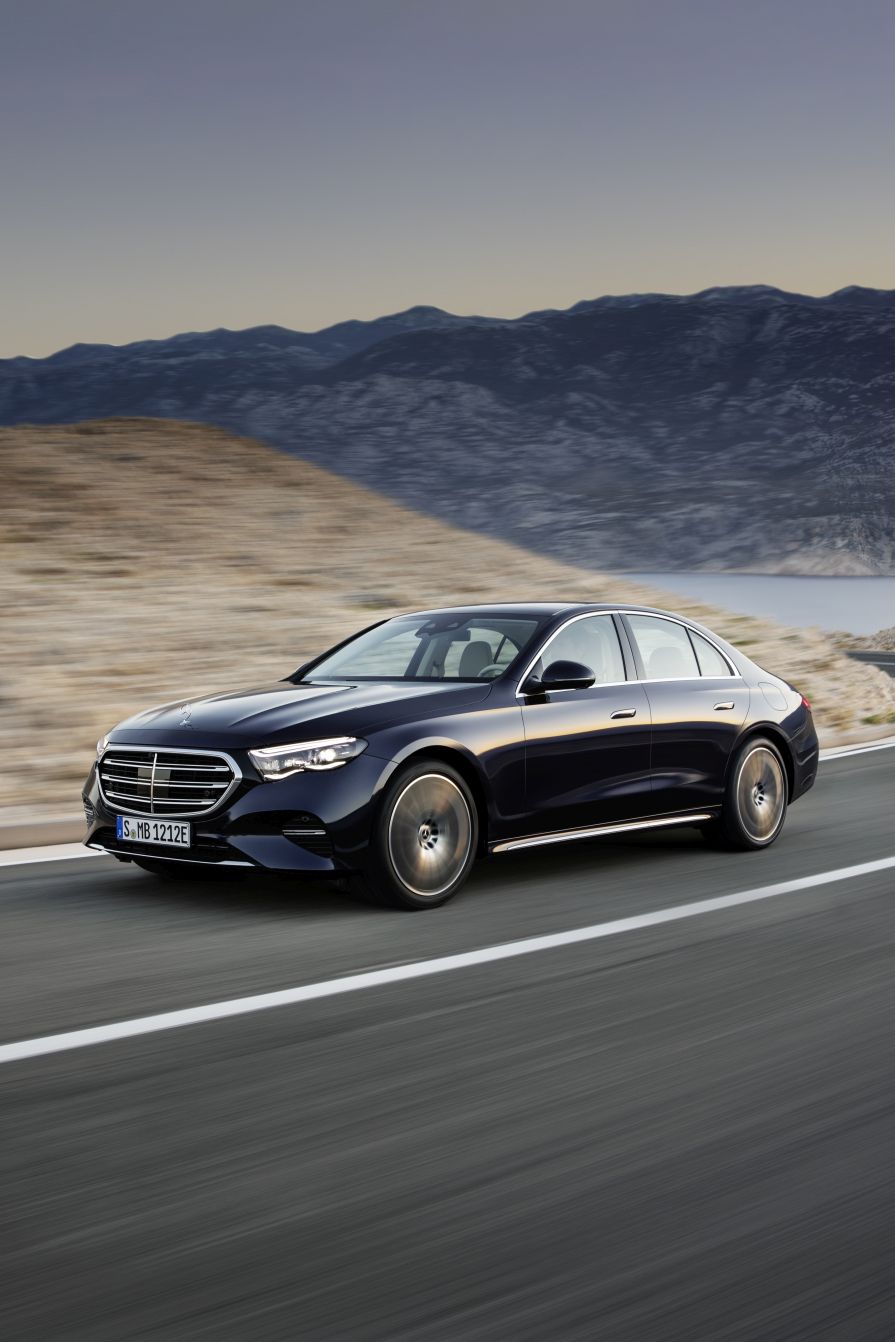 Mercedes Benz E-Klasse And Predecessors photo 12