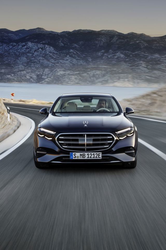 Mercedes Benz E-Klasse And Predecessors photo 13