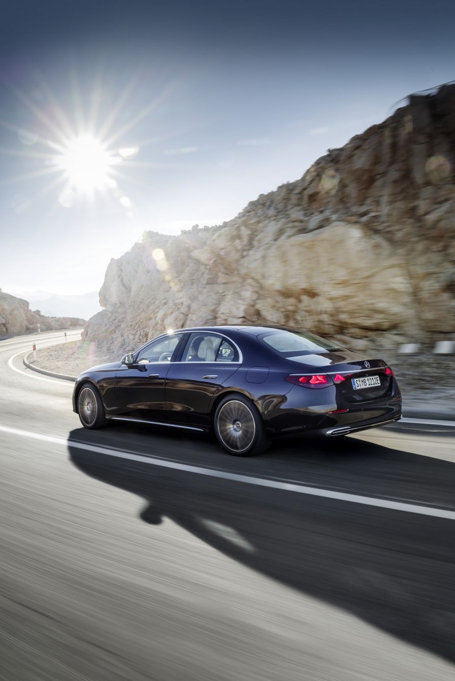 Mercedes Benz E-Klasse And Predecessors photo 16