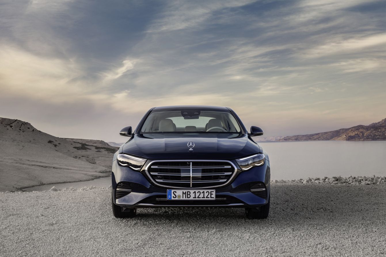 Mercedes Benz E-Klasse And Predecessors photo 23