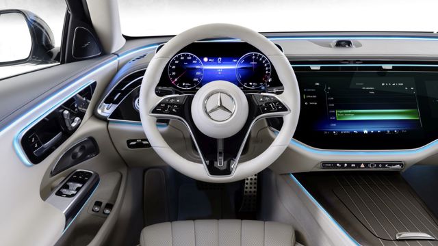 Mercedes Benz E-Klasse And Predecessors photo 45