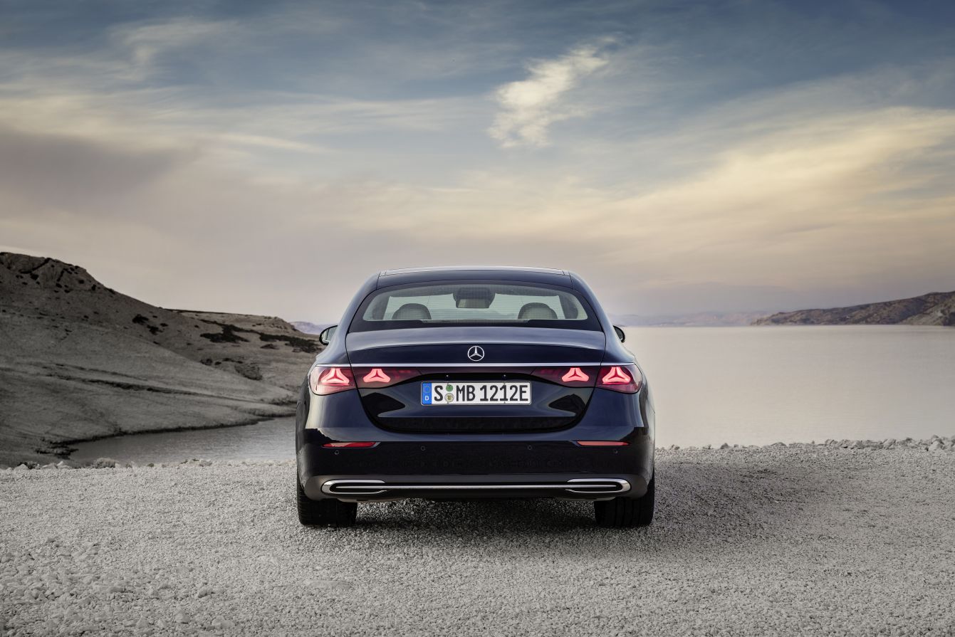 Mercedes Benz E-Klasse And Predecessors photo 24