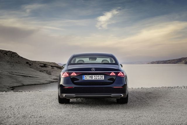 Mercedes Benz E-Klasse And Predecessors photo 24
