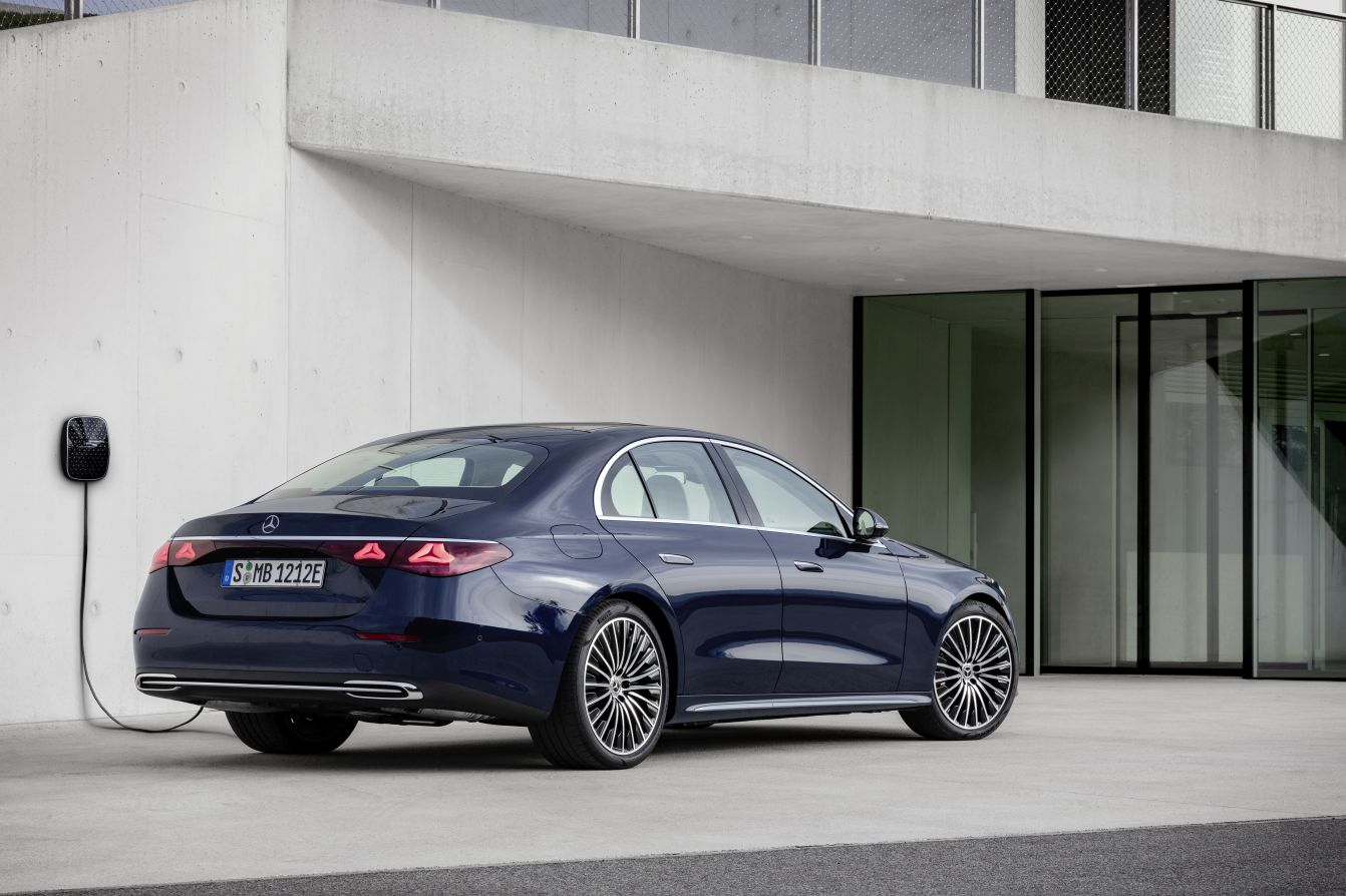 Mercedes Benz E-Klasse And Predecessors photo 29