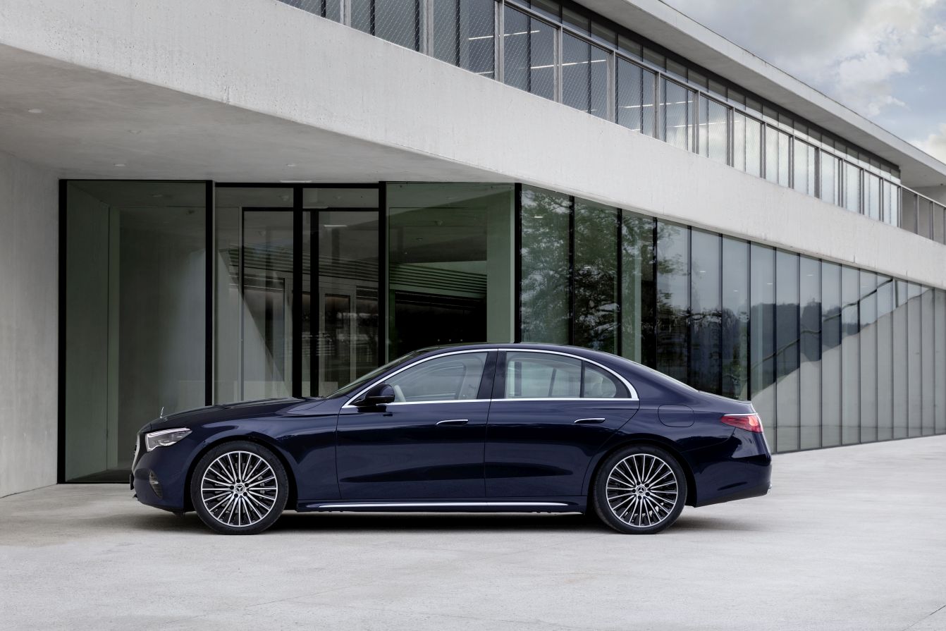 Mercedes Benz E-Klasse And Predecessors photo 31