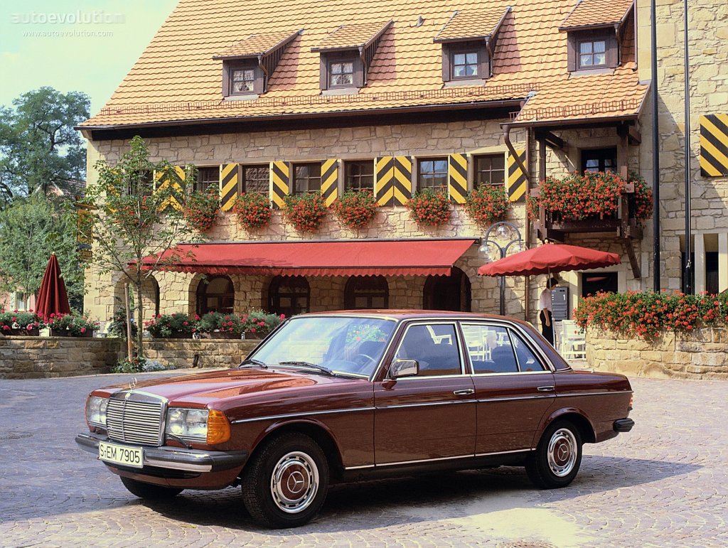 Mercedes Benz E-Klasse And Predecessors photo 12