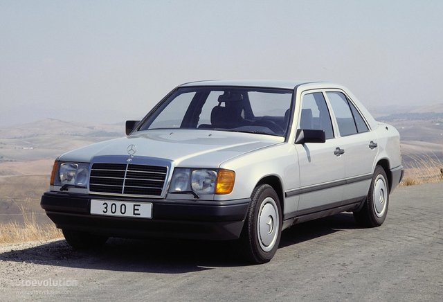 Mercedes Benz E-Klasse And Predecessors photo 6