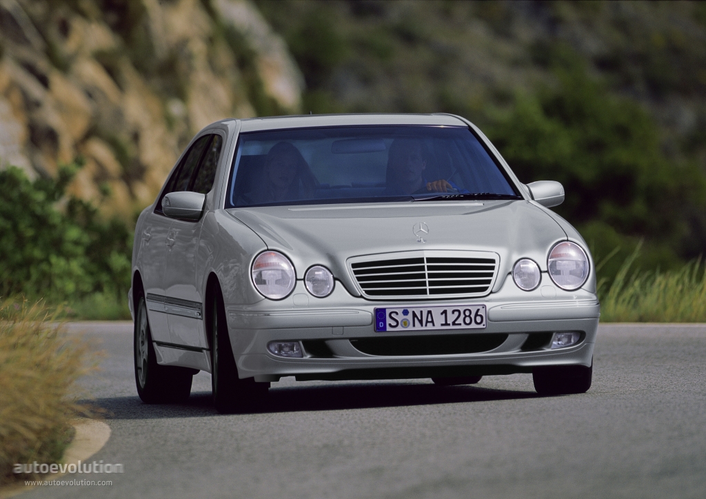 Mercedes Benz E-Klasse And Predecessors photo 3