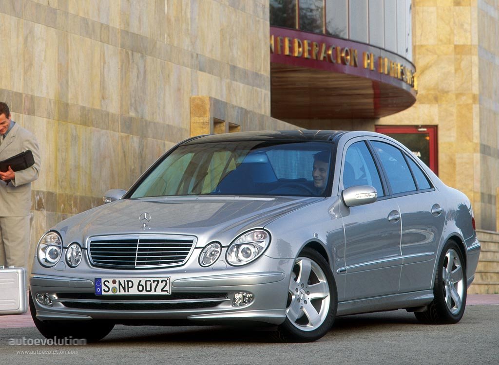 Mercedes Benz E-Klasse And Predecessors photo 4