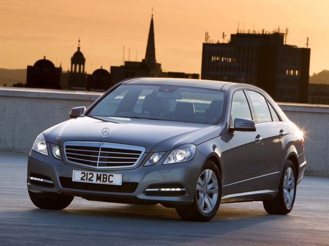 Mercedes Benz E-Klasse And Predecessors photo 78