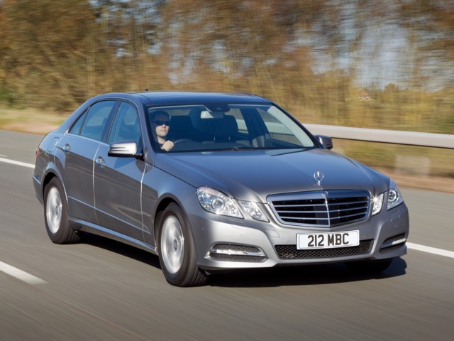 Mercedes Benz E-Klasse And Predecessors photo 82