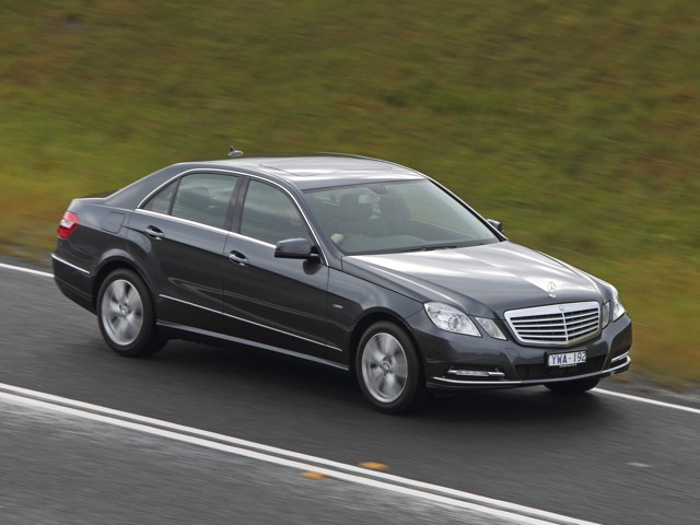 Mercedes Benz E-Klasse And Predecessors photo 87