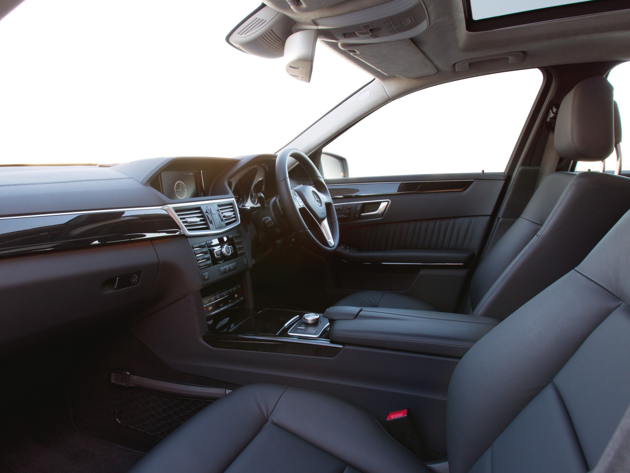 Mercedes Benz E-Klasse And Predecessors photo 111