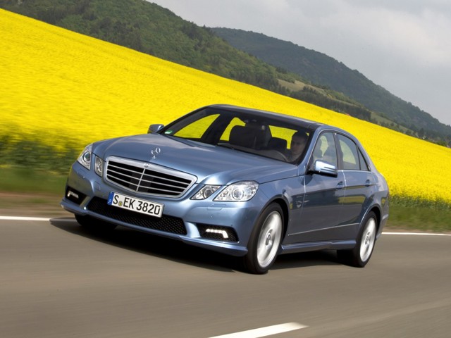 Mercedes Benz E-Klasse And Predecessors photo 13