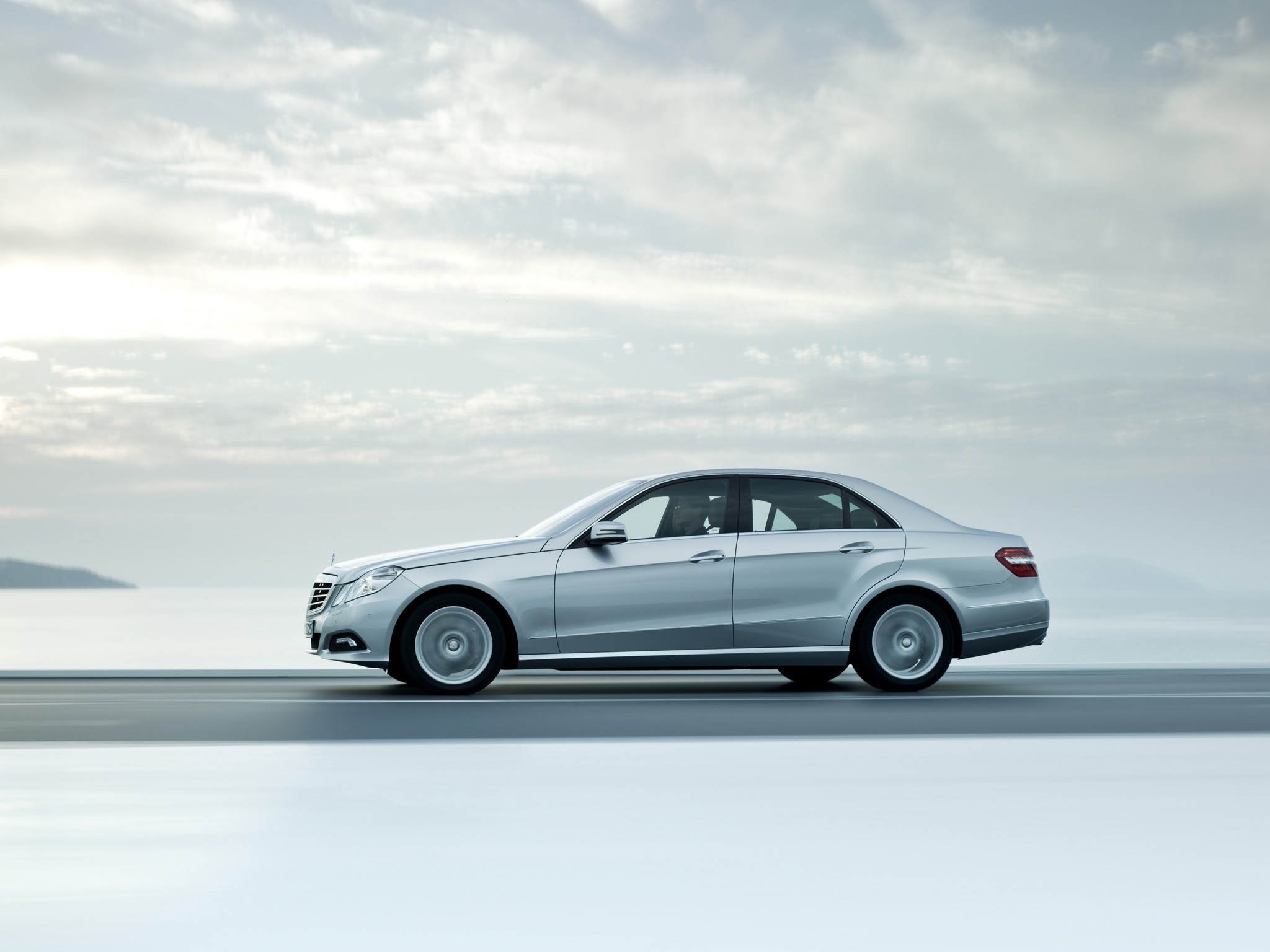 Mercedes Benz E-Klasse And Predecessors photo 17