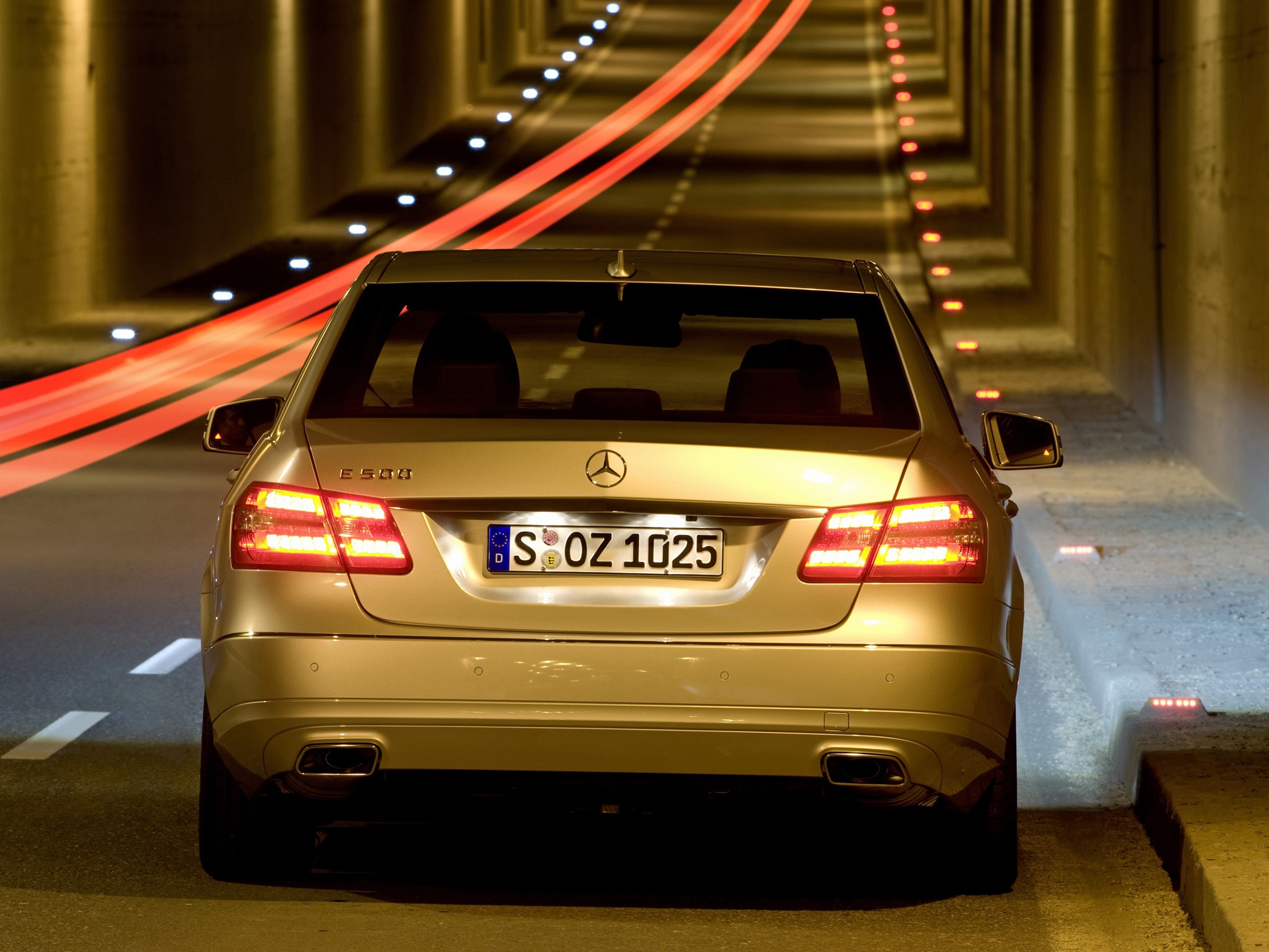 Mercedes Benz E-Klasse And Predecessors photo 18