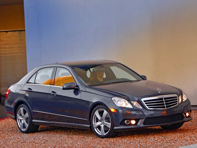 Mercedes Benz E-Klasse And Predecessors photo 29