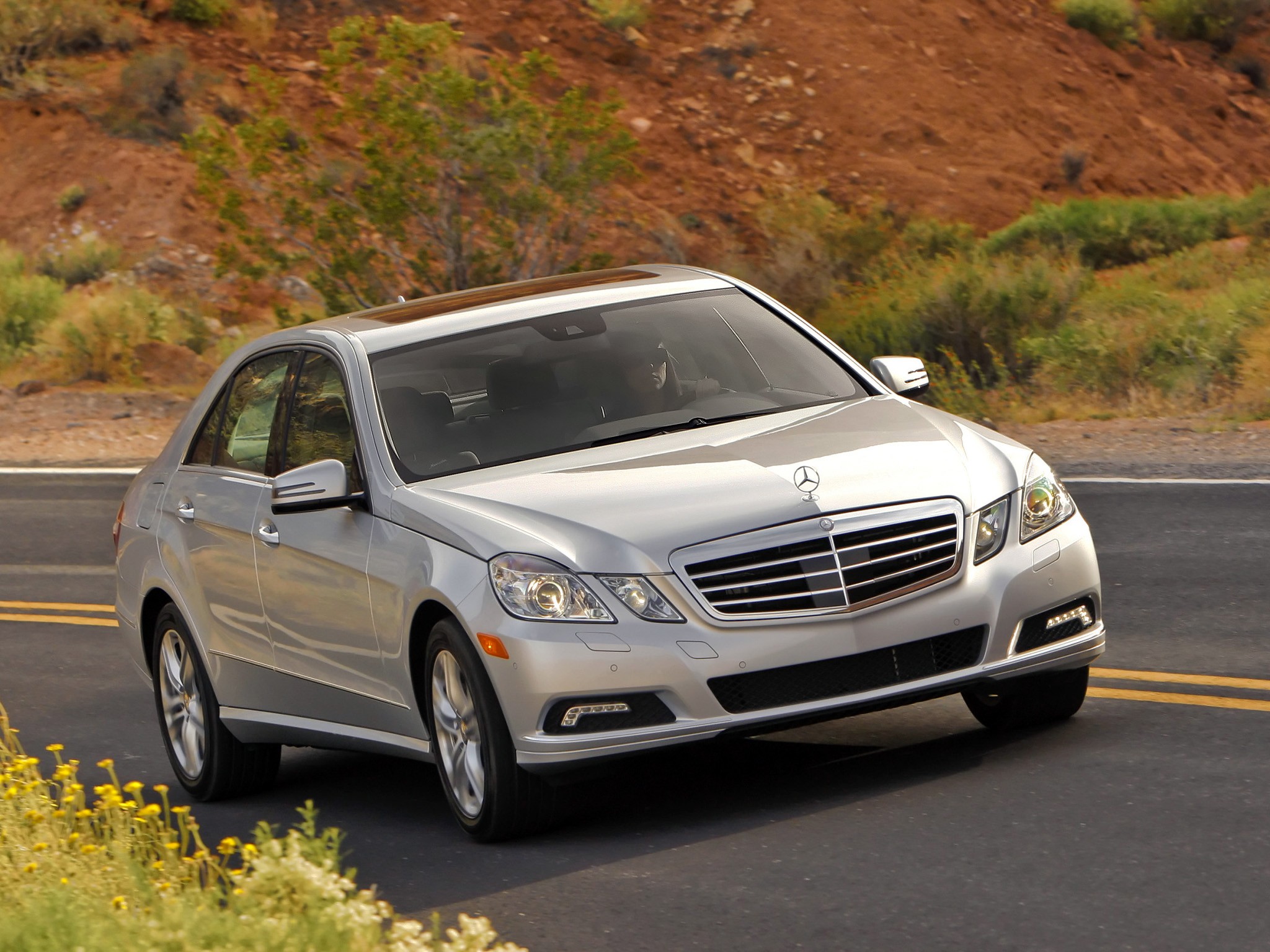 Mercedes Benz E-Klasse And Predecessors photo 36