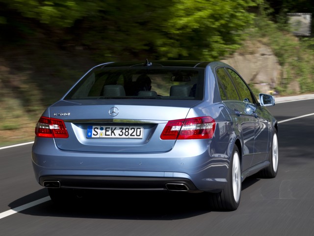Mercedes Benz E-Klasse And Predecessors photo 54