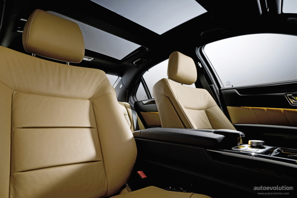 Mercedes Benz E-Klasse And Predecessors photo 99