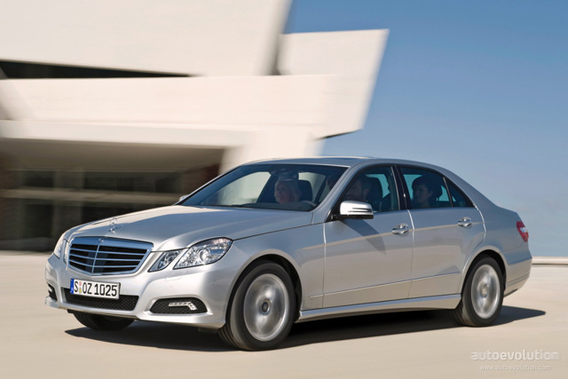 Mercedes Benz E-Klasse And Predecessors photo 4