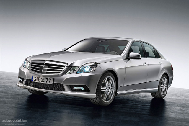 Mercedes Benz E-Klasse And Predecessors photo 9
