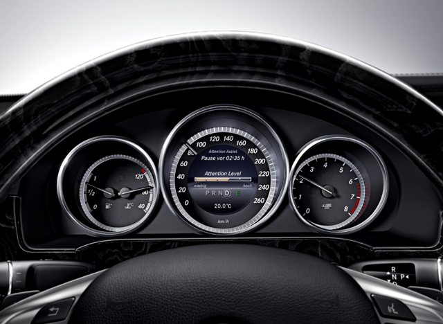 Mercedes Benz E-Klasse And Predecessors photo 119