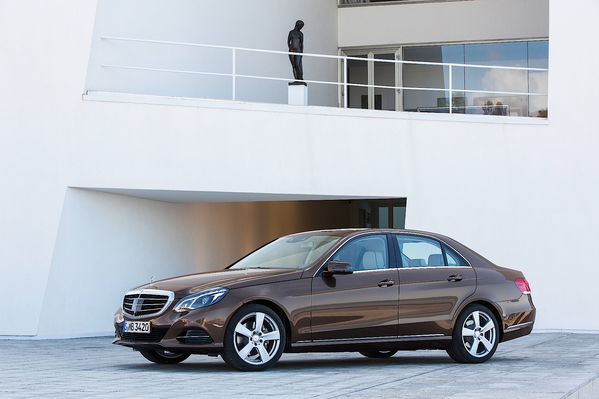 Mercedes Benz E-Klasse And Predecessors photo 11