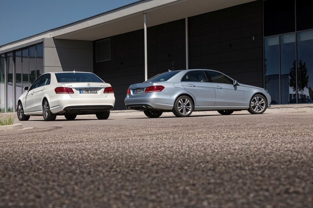 Mercedes Benz E-Klasse And Predecessors photo 86