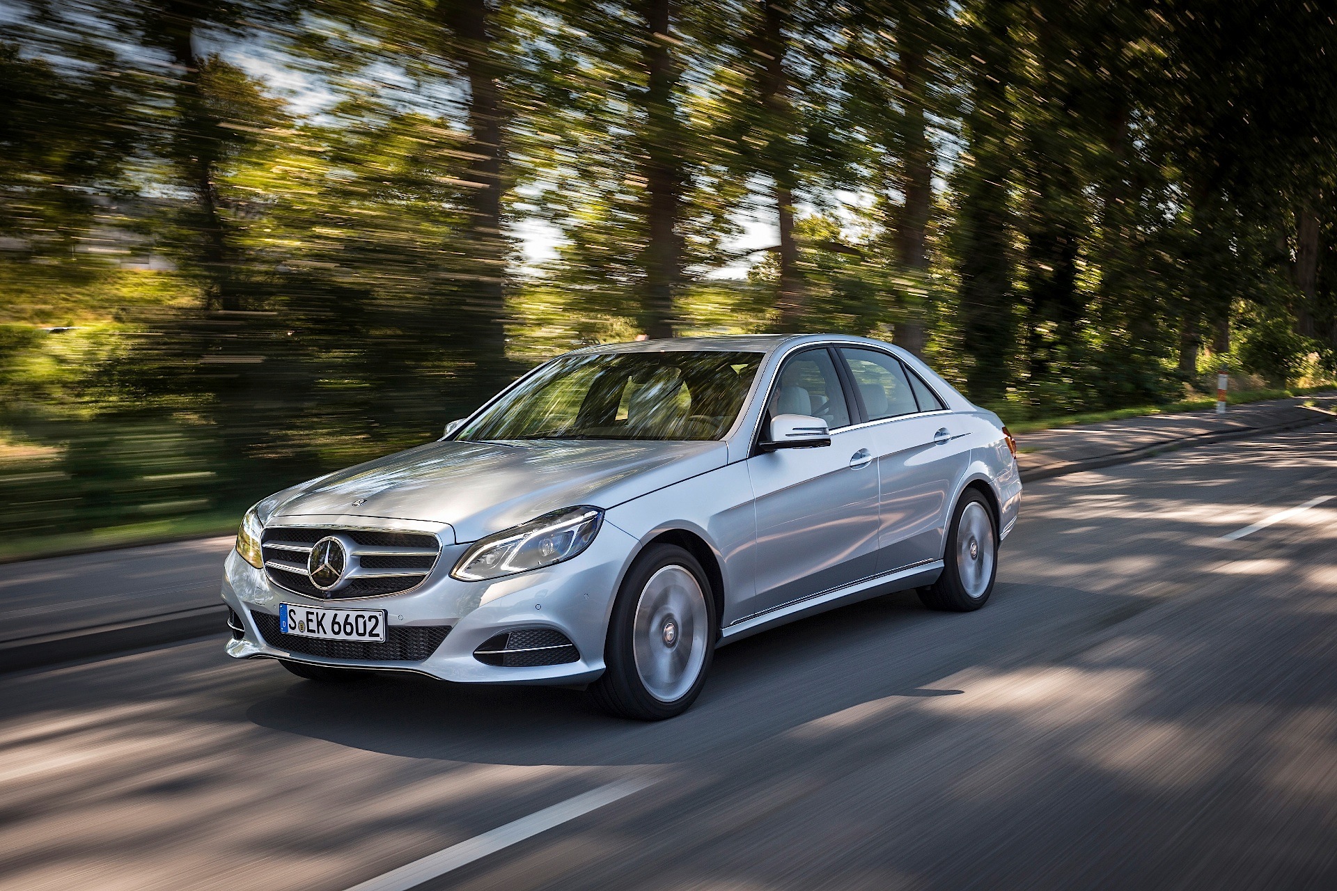 Mercedes Benz E-Klasse And Predecessors photo 90