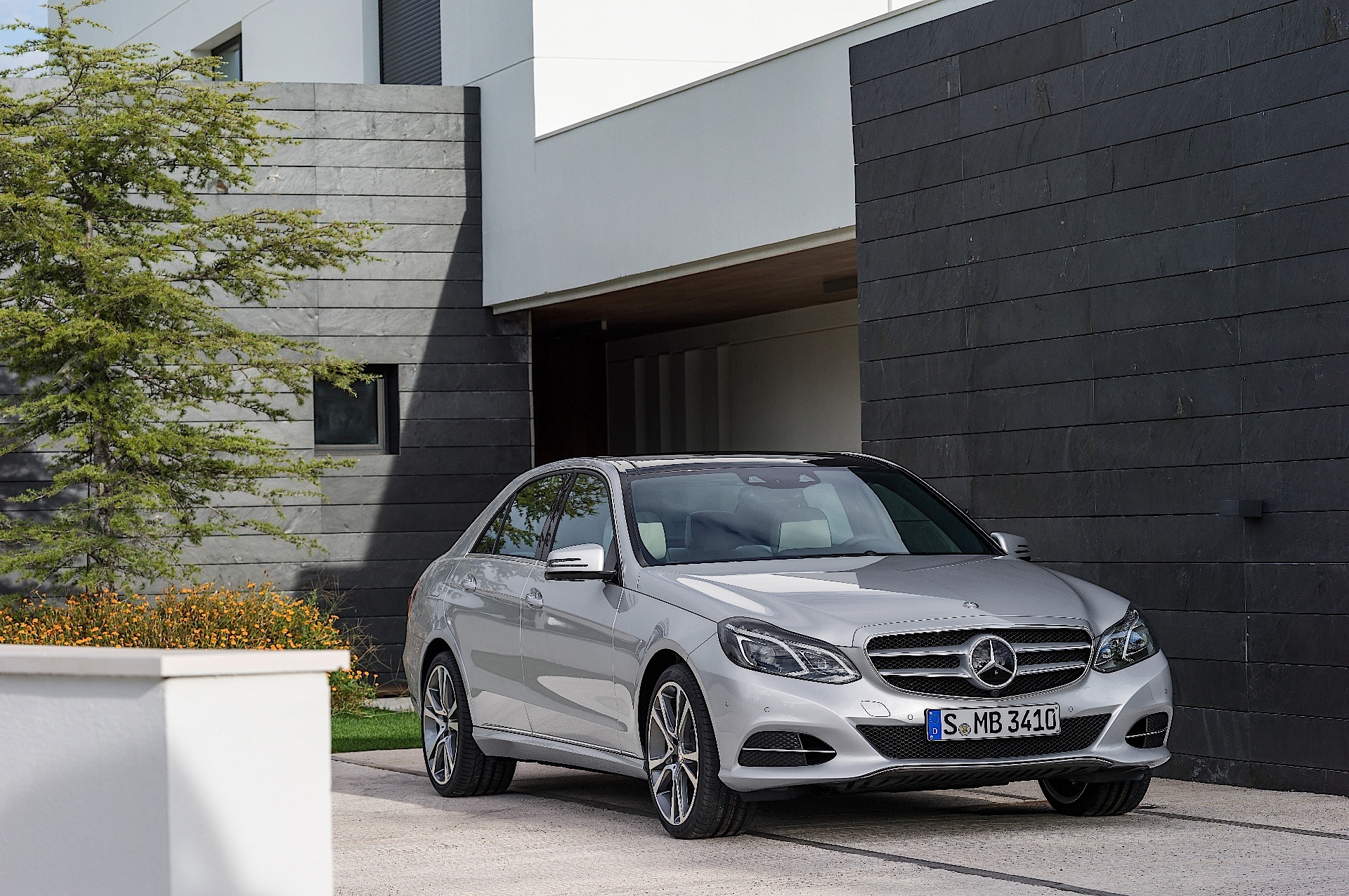 Mercedes Benz E-Klasse And Predecessors photo 24