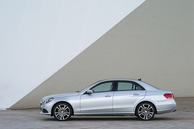 Mercedes Benz E-Klasse And Predecessors photo 26