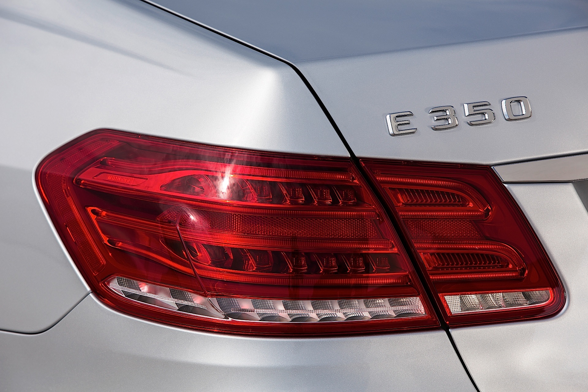 Mercedes Benz E-Klasse And Predecessors photo 30