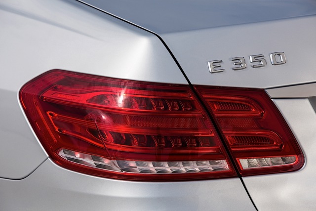 Mercedes Benz E-Klasse And Predecessors photo 30