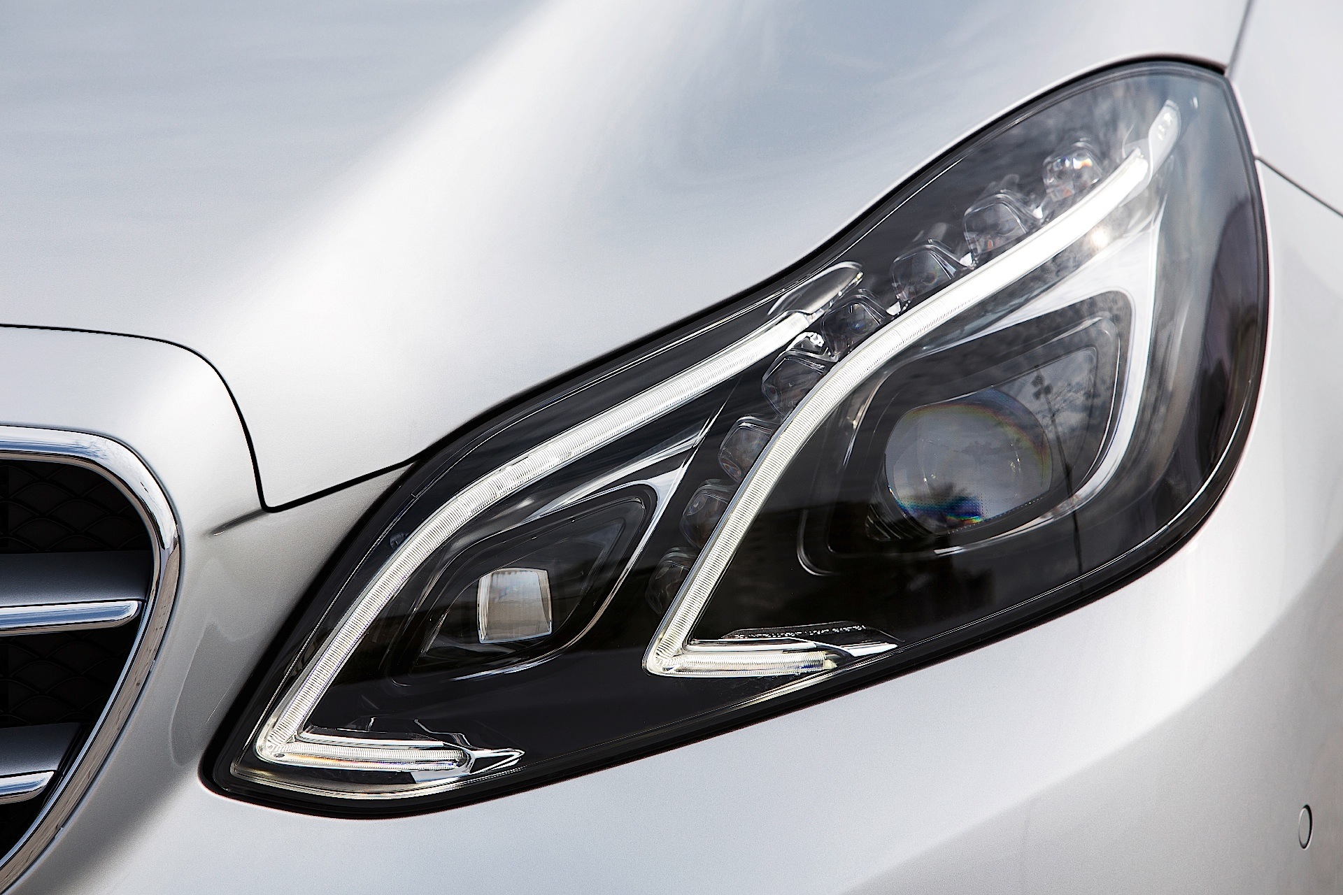 Mercedes Benz E-Klasse And Predecessors photo 31