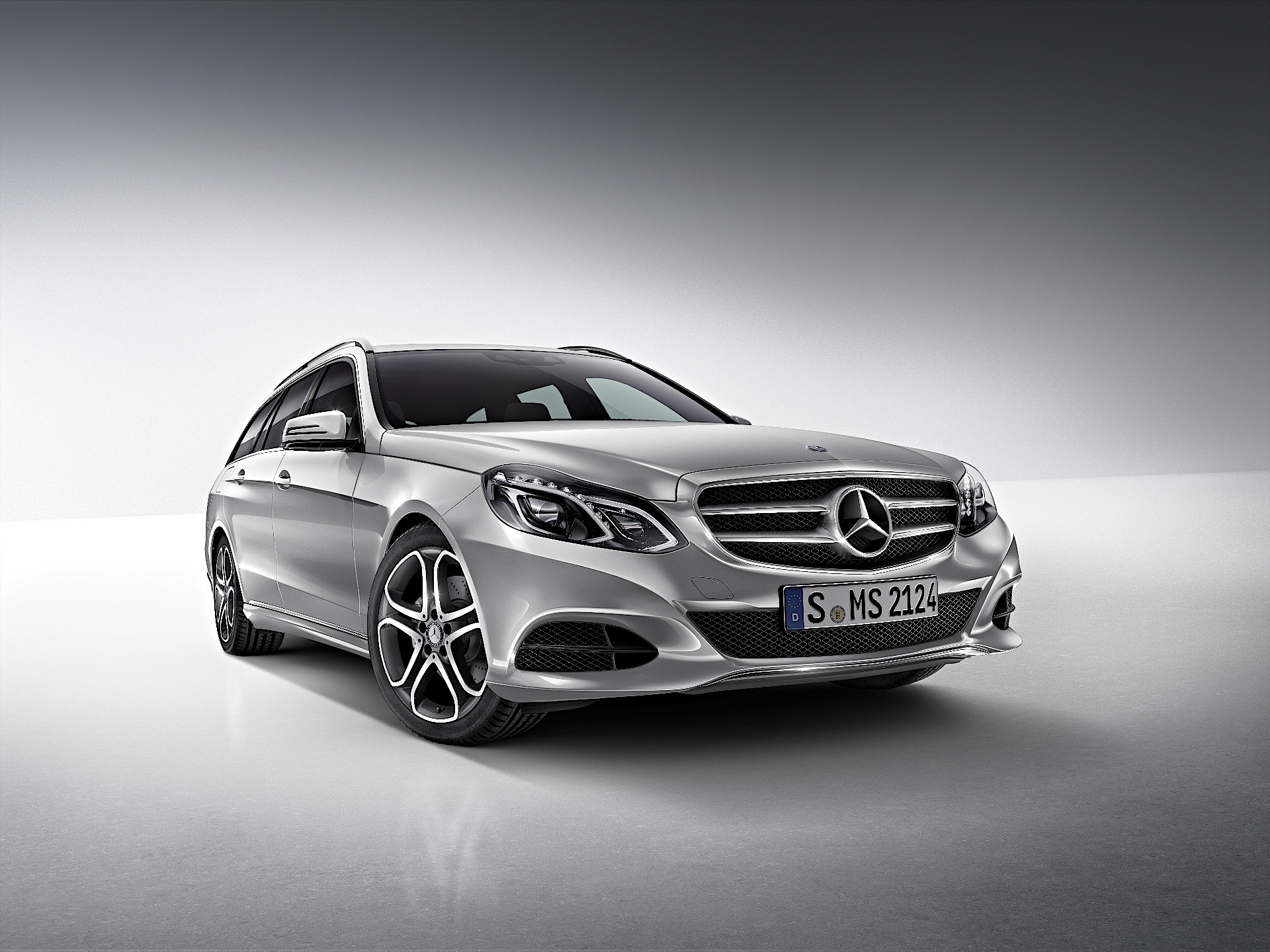 Mercedes Benz E-Klasse And Predecessors photo 36