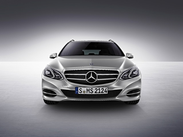 Mercedes Benz E-Klasse And Predecessors photo 37