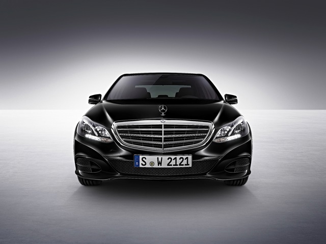 Mercedes Benz E-Klasse And Predecessors photo 48