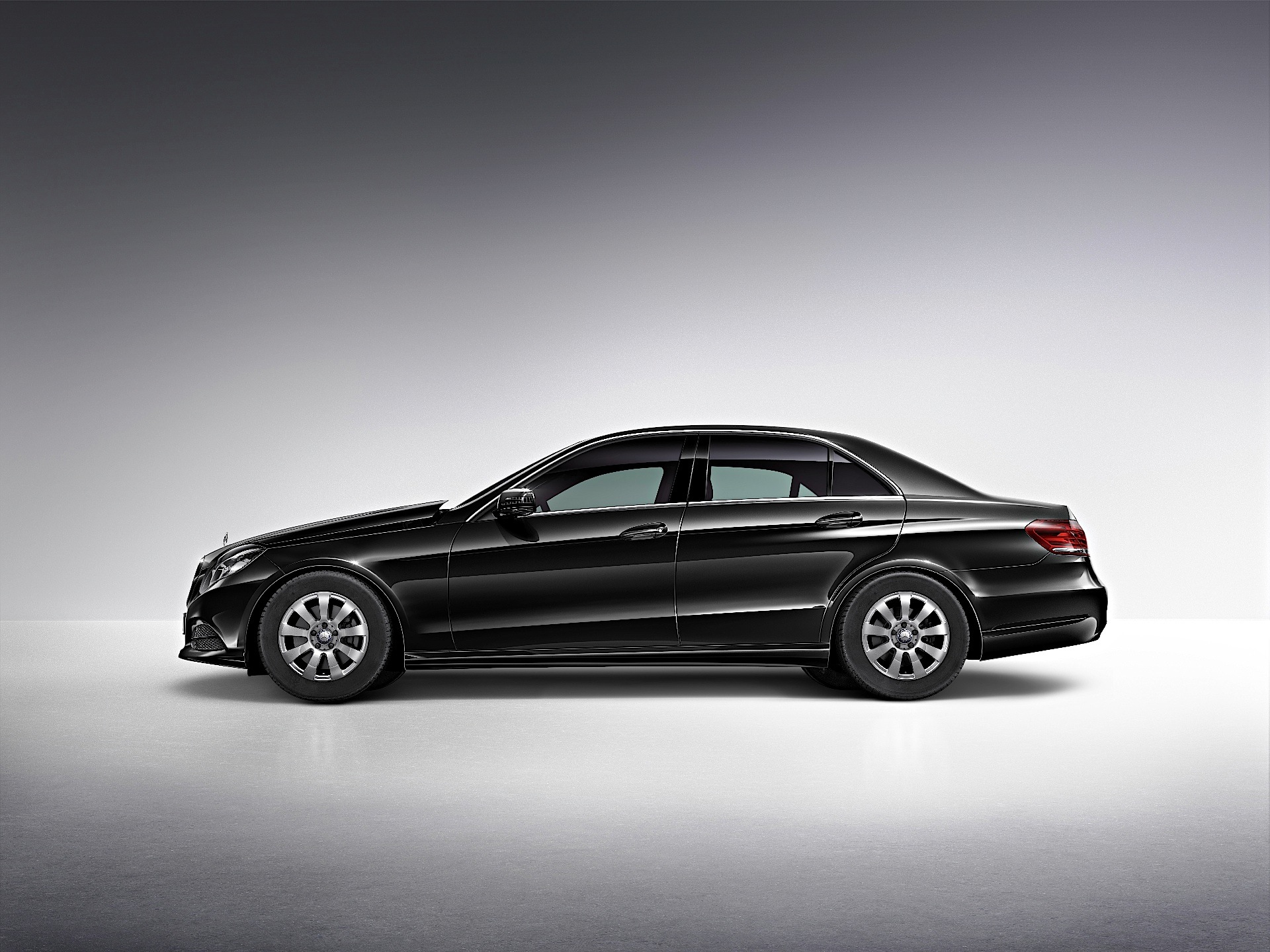 Mercedes Benz E-Klasse And Predecessors photo 49