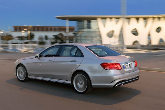 Mercedes Benz E-Klasse And Predecessors photo 60