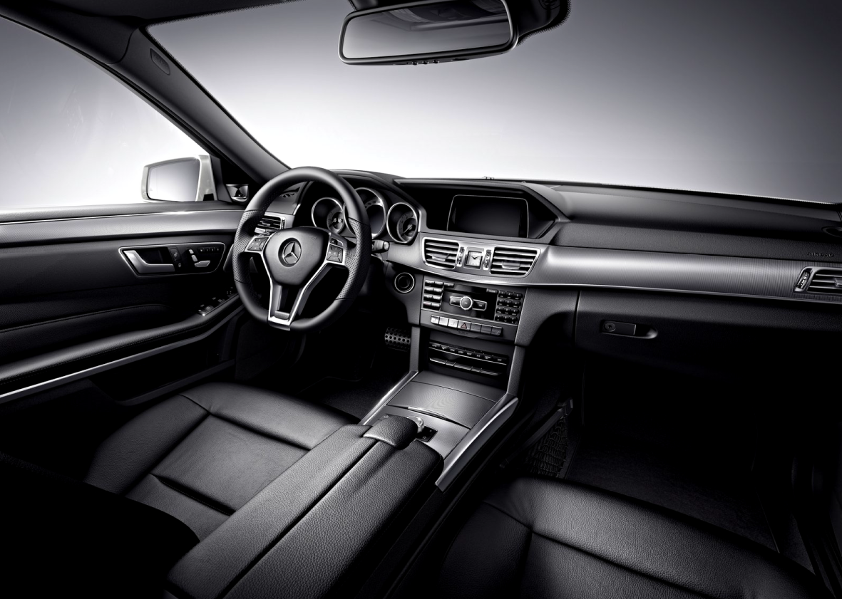 Mercedes Benz E-Klasse And Predecessors photo 110