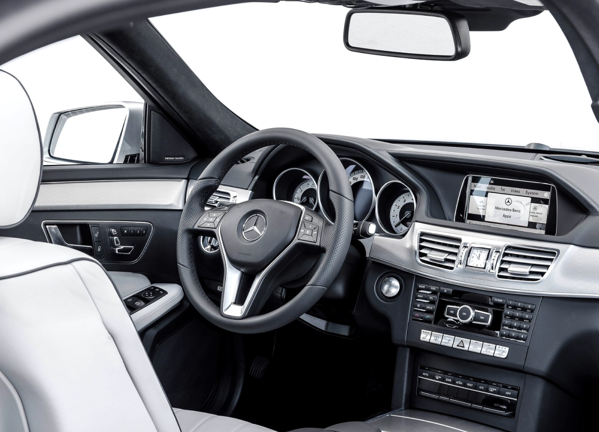 Mercedes Benz E-Klasse And Predecessors photo 112