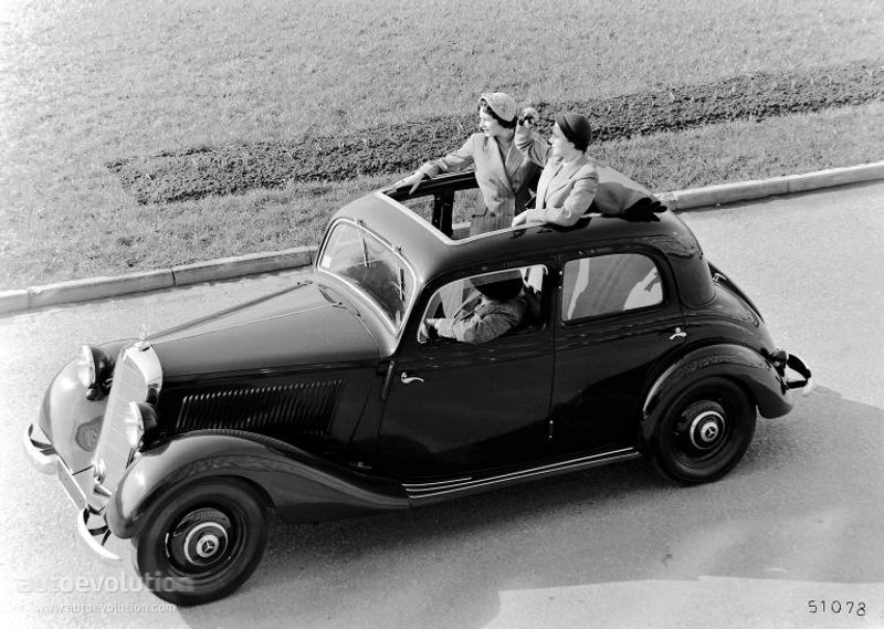 Mercedes Benz E-Klasse And Predecessors photo 14