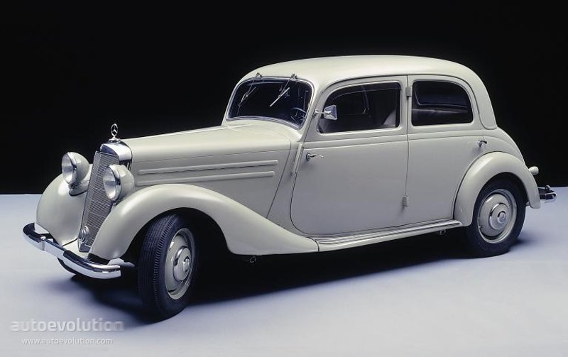 MERCEDES BENZ E-Klasse and predecessors