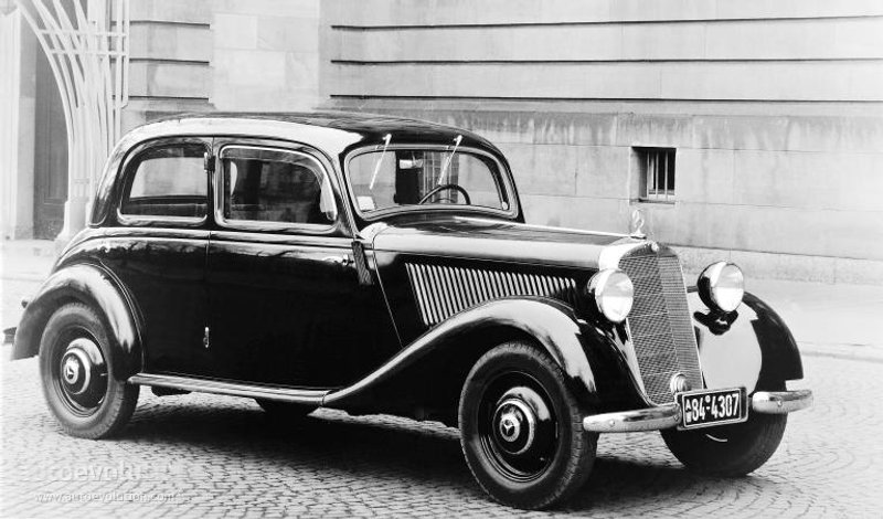 Mercedes Benz E-Klasse And Predecessors photo 7