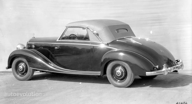 Mercedes Benz E-Klasse And Predecessors photo 5