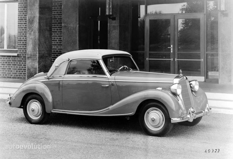 Mercedes Benz E-Klasse And Predecessors photo 9