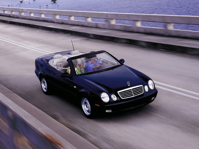 Mercedes Benz E-Klasse Cabriolet And Predecessors photo 18