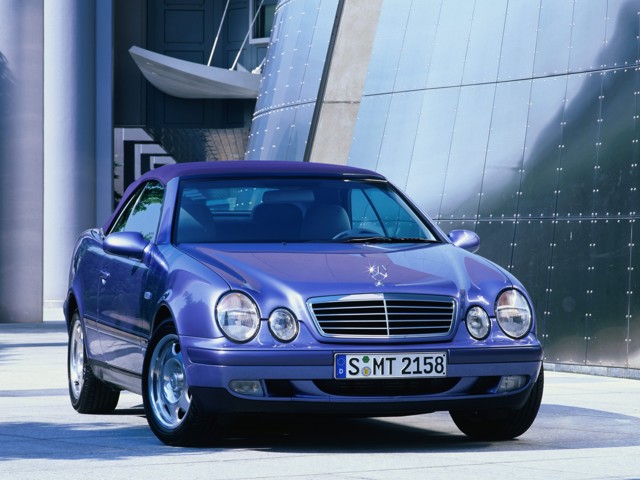 Mercedes Benz E-Klasse Cabriolet And Predecessors photo 23